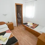 בית הארחה Ivana 3*